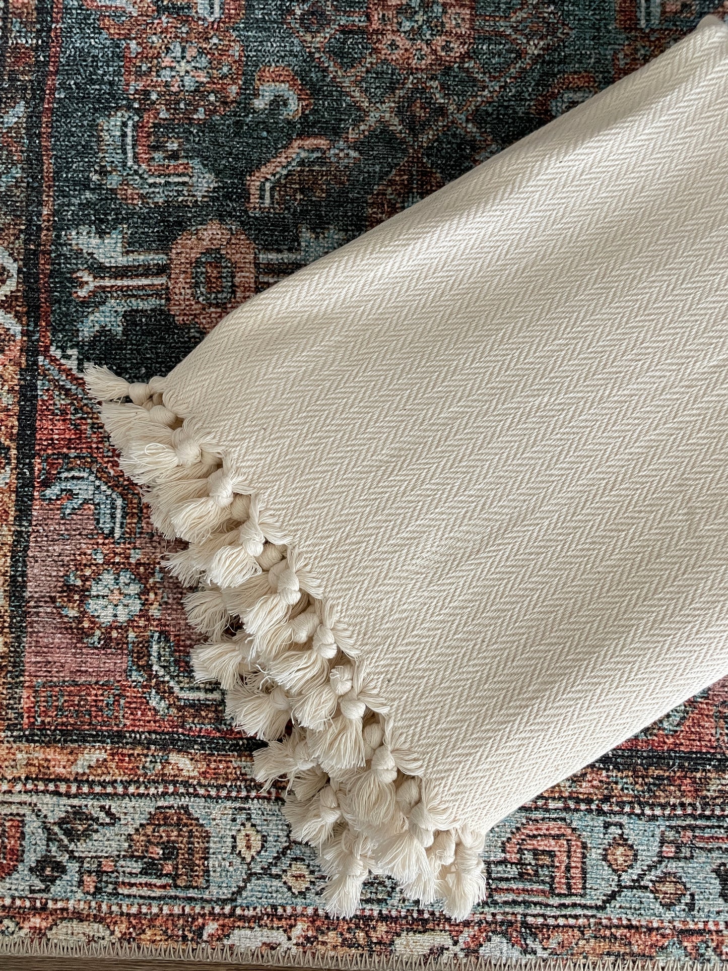 Cozy, Soft,Unbleached, Undyed 100% Cotton Throw Blanket with 4 side Tassesls
